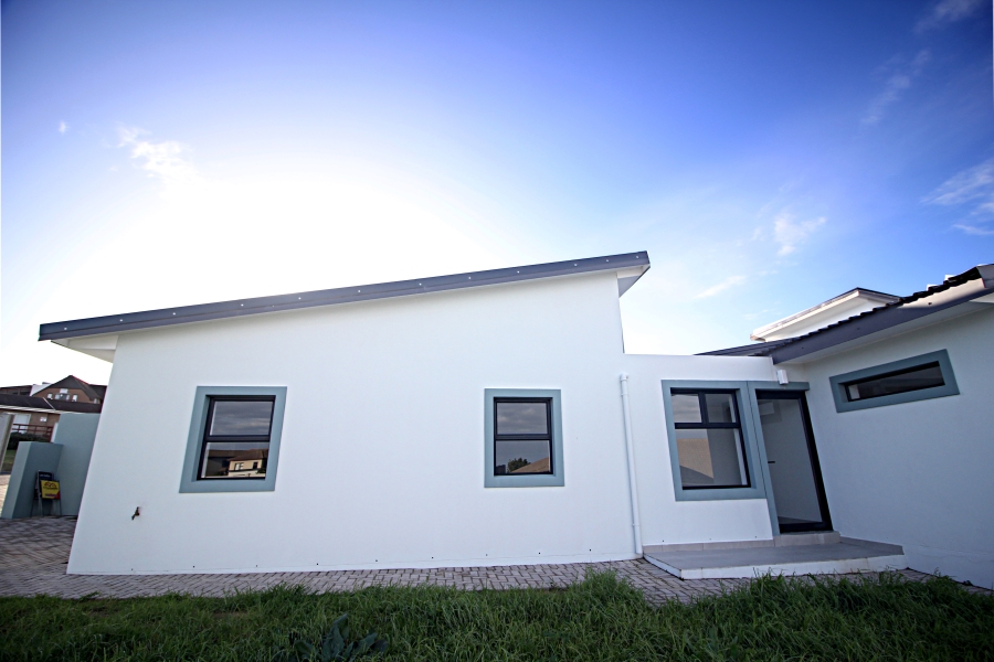 3 Bedroom Property for Sale in Dana Bay Western Cape